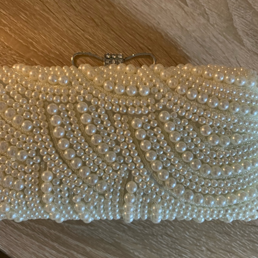 Pearl White Clutch